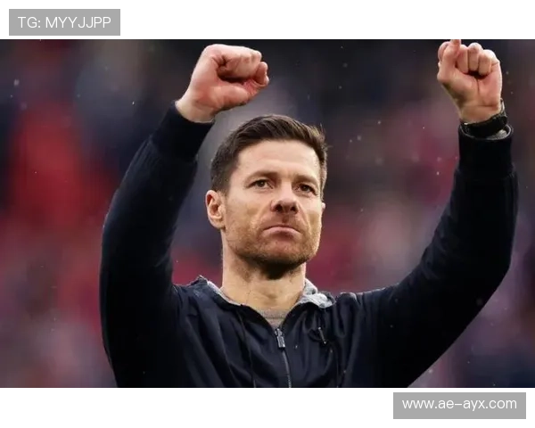 一脚跨越半场的艺术：阿隆索长传名场面经典瞬间引热议再现