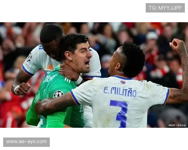 库尔图瓦长期膝伤困扰难解,未来职业生涯面临严峻考验