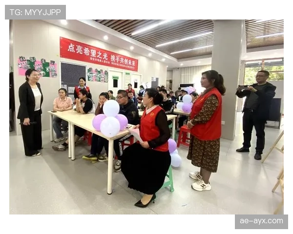 阿什拉夫慈善活动圆满落幕,温暖社区点燃希望之光 阿什拉夫慈善活动圆满落幕,温暖社区点燃希望之光