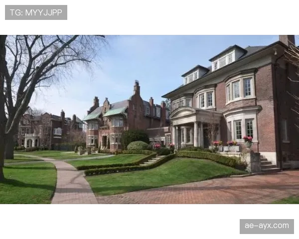 皮克的豪宅到底藏了多少秘密？邻居都开始怀疑人生了！